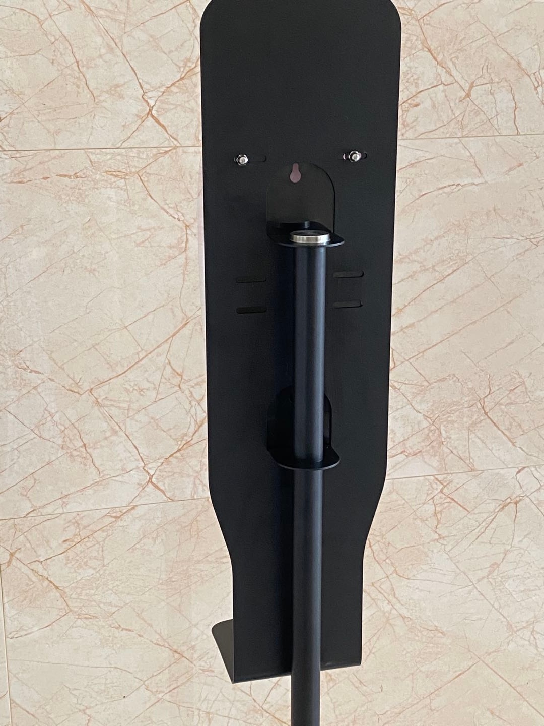Estación automática de desinfección de manos Dispensador de desinfección de manos de pie para piso interior con 1500ML